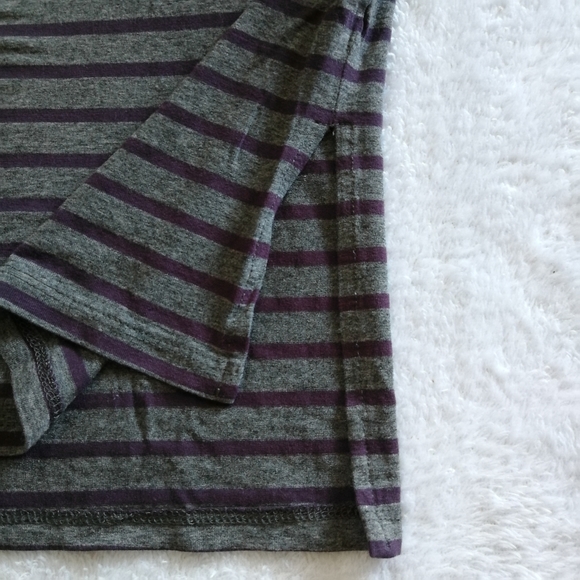 Reitmans Striped High Low Crop Top - Picture 4 of 4